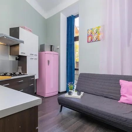 Apartament Z Balkonem Niedaleko Starego Miasta By Renters Apartment *